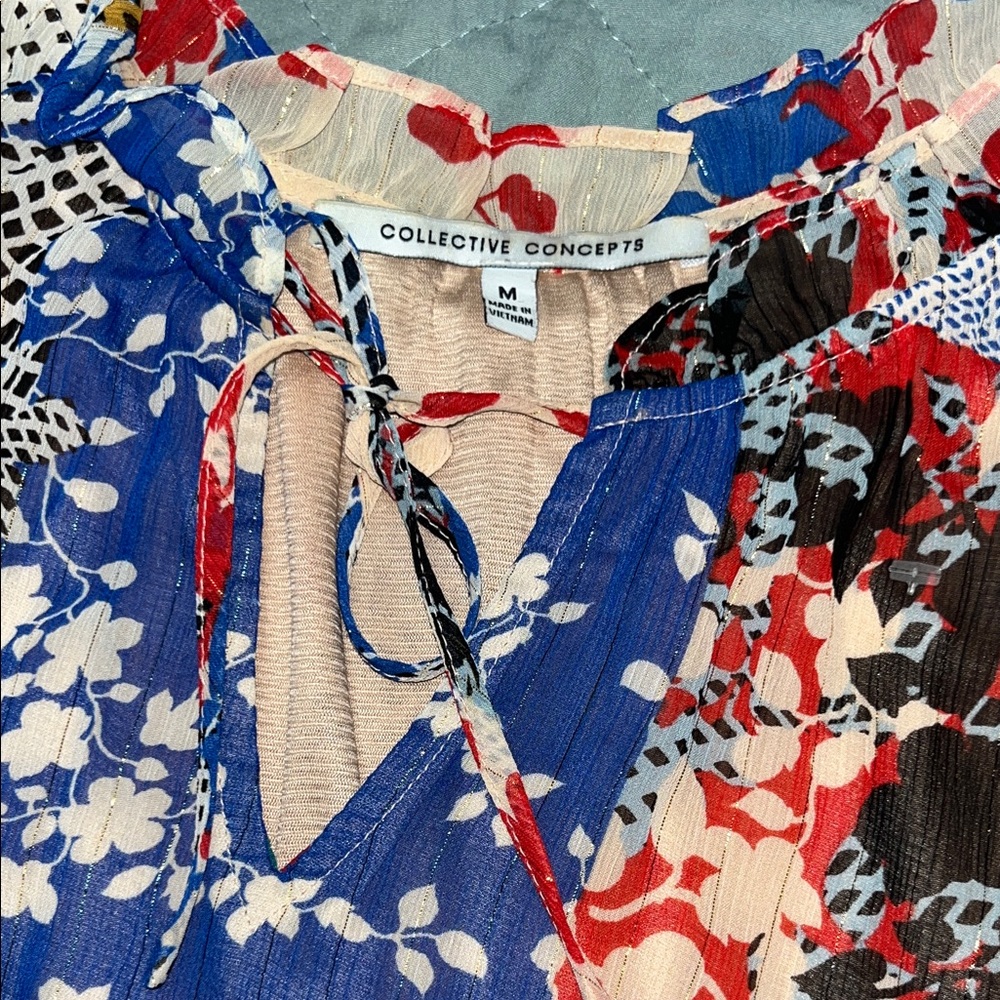 Collective Concept Floral Patchwork Blouse Size M… - image 6